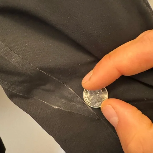 Patagonia Black Performance Jacket with Hood and Lightweight Design - Picture 7 of 13